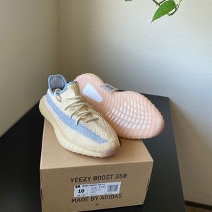 Yeezy 350 v2 Linen